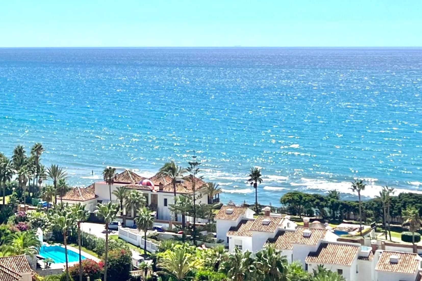 Marbella Beachfront - Beachside Apartment With Stunning Sea Views Exterior foto